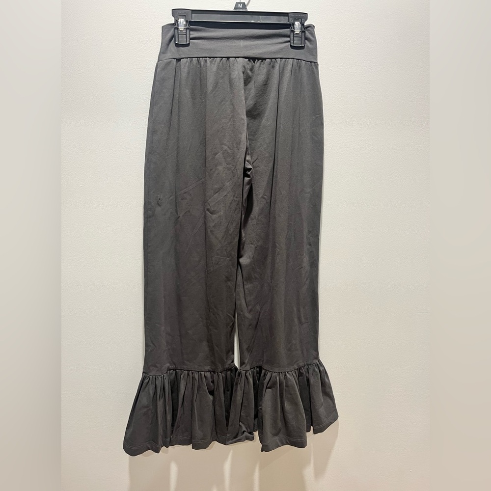 Matilda Jane Big Ruffle Pull On Pants Gray Womens Size XS - Picture 8 of 10